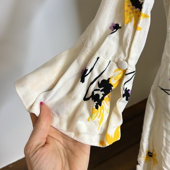 NWT Free People White Floral 3/4 Sleeve Dress- Small - Picture 3 of 7